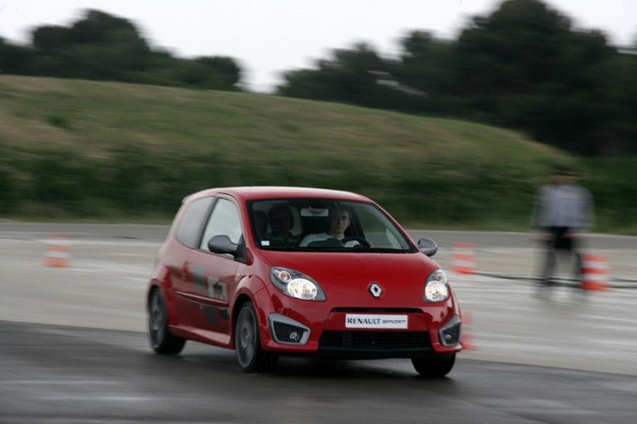  Renault Twingo RS 2008 года  (фото 61 из 143)